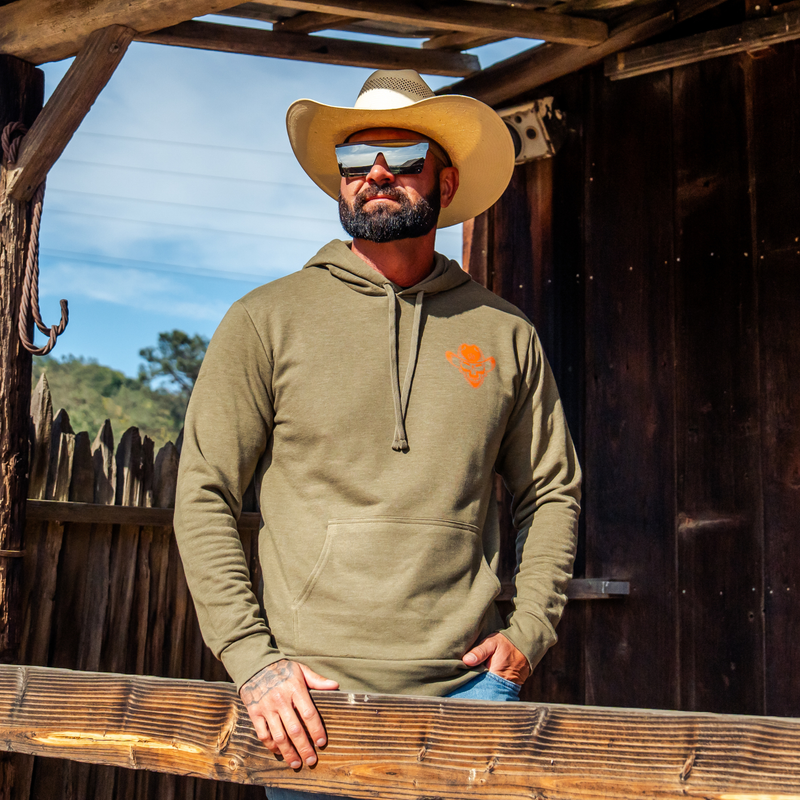 Western Grit Gun Slinger Hoodie – Unisex Rugged Western Streetwear