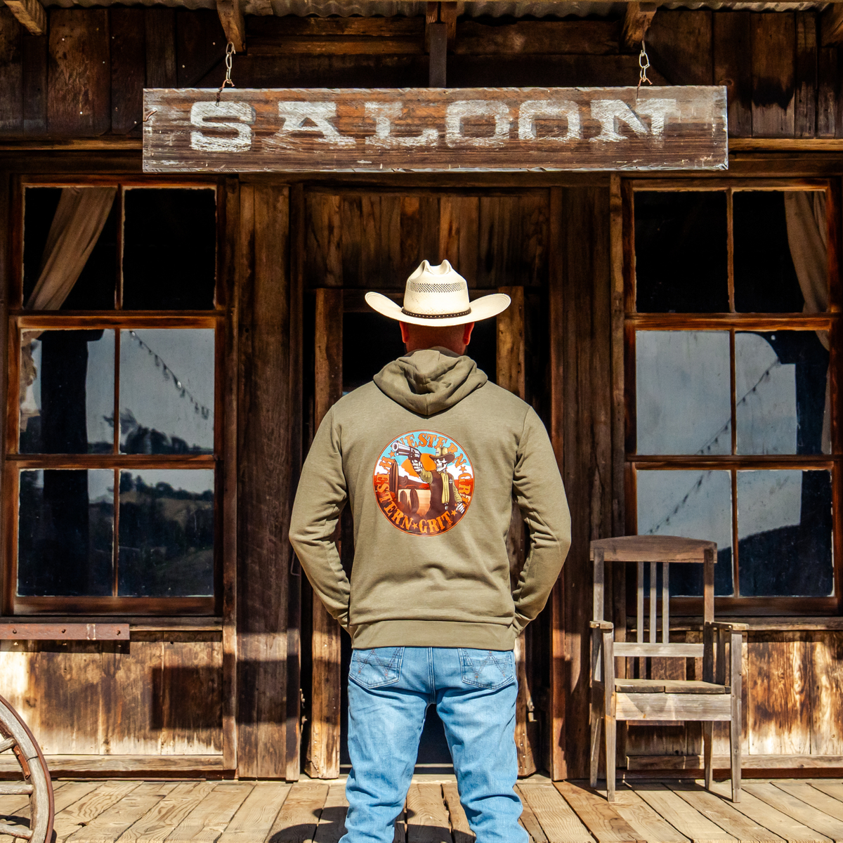 Western Grit Gun Slinger Hoodie – Unisex Rugged Western Streetwear