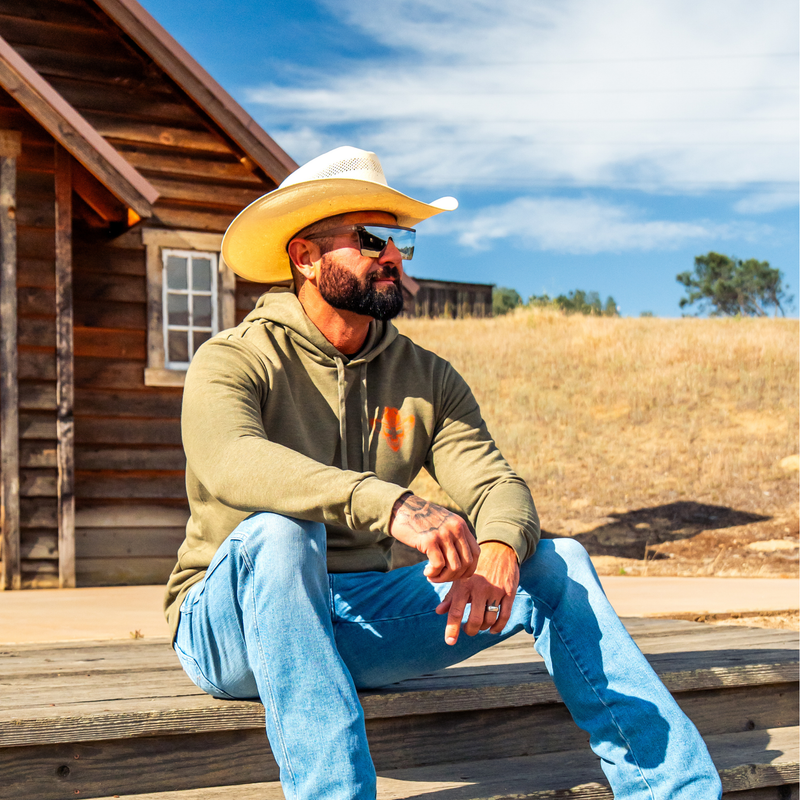 Western Grit Gun Slinger Hoodie – Unisex Rugged Western Streetwear